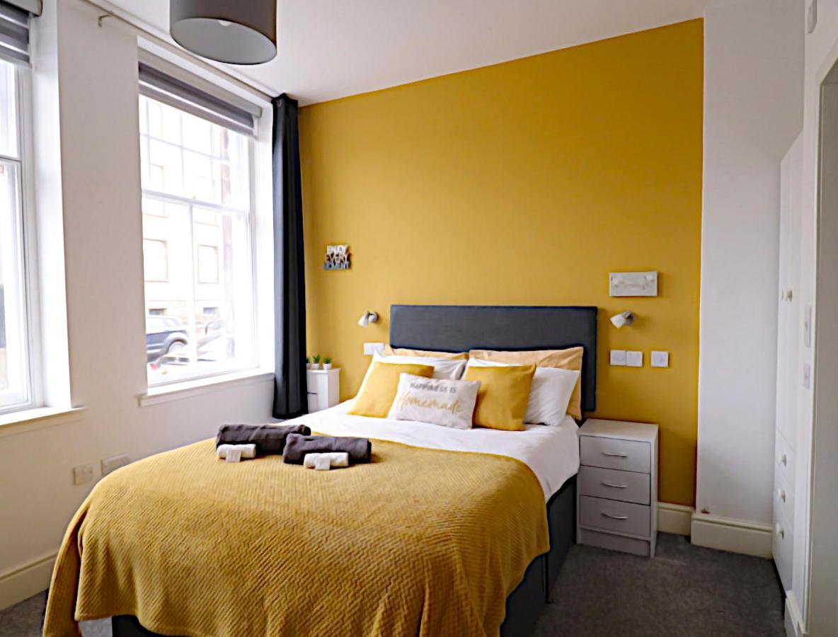 Double Ensuite Bedroom Near Edinburgh 커콜디 외부 사진